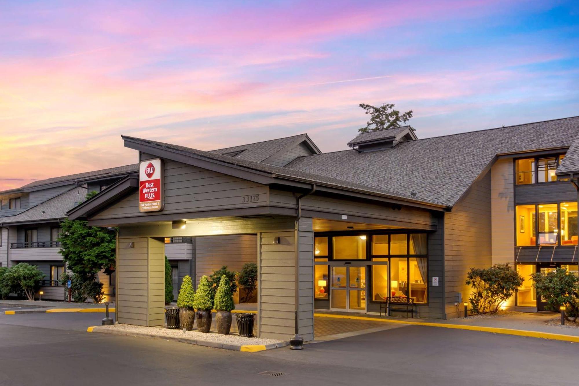 Best Western Plus Oak Harbor Hotel&Conference Center Exterior foto